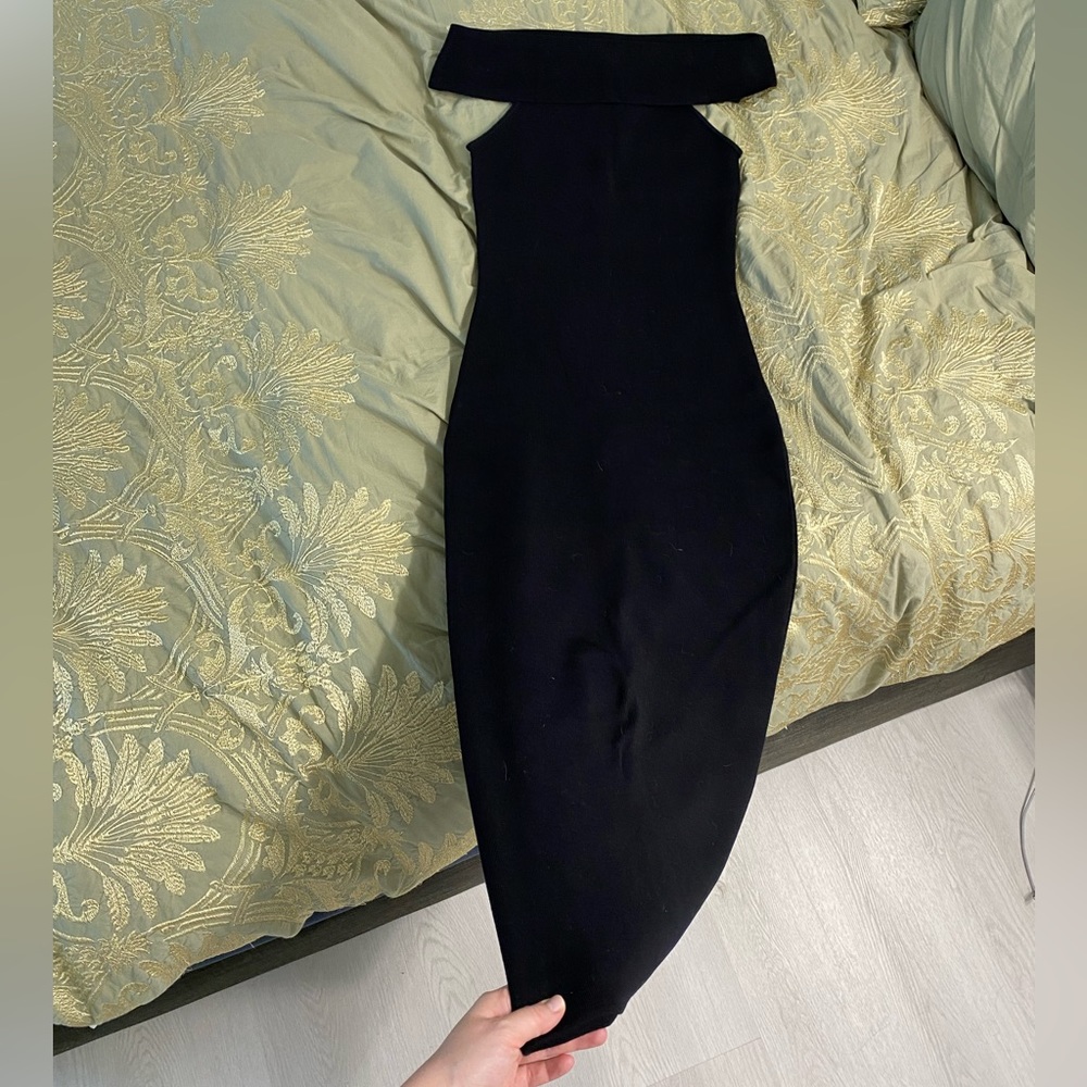 ❗️SOLD❗️H&M Midi Dress